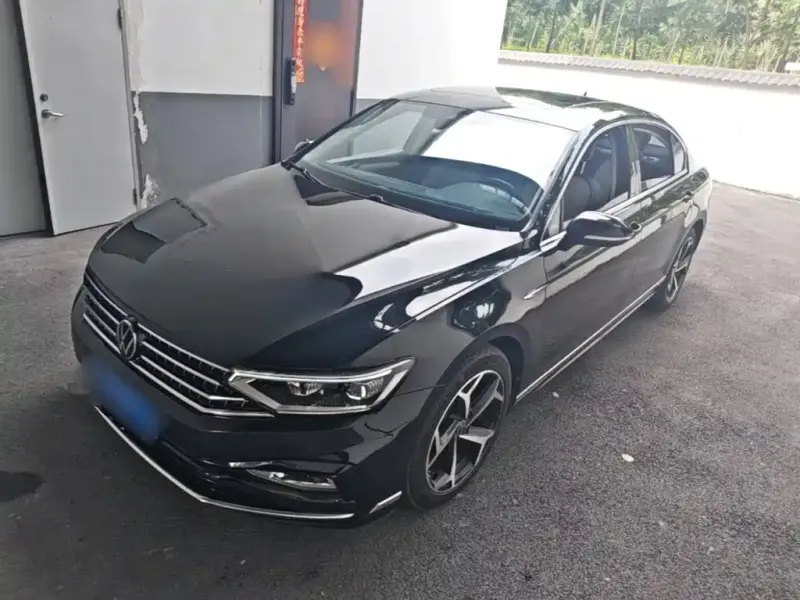 Volkswagen Magotan, 2023