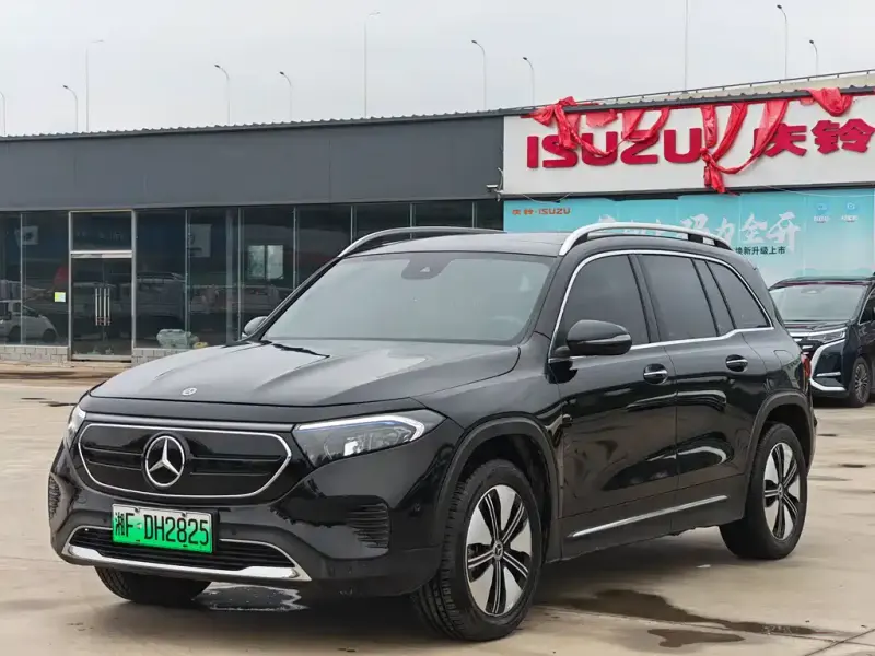 Mercedes-Benz EQB, 2024