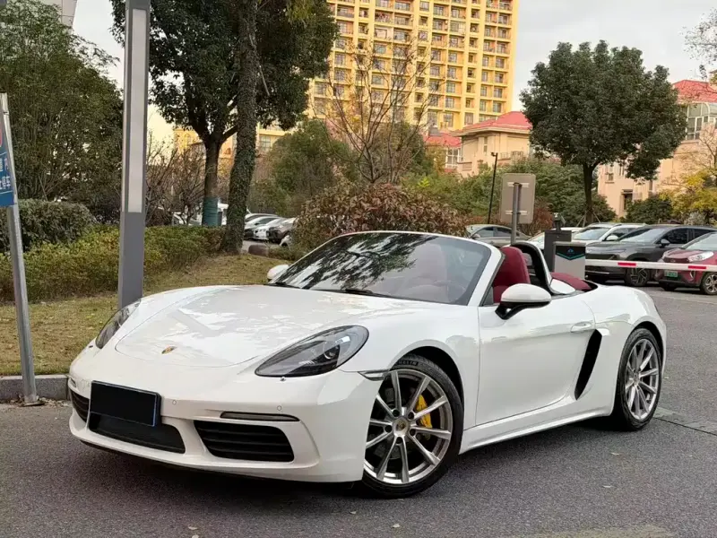 Porsche 718, 2016