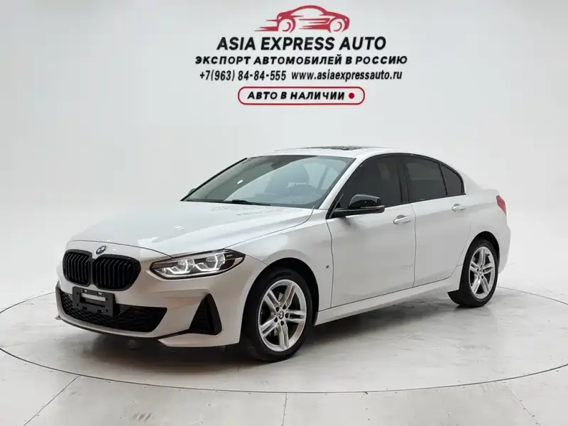 BMW 1 Series, 2022