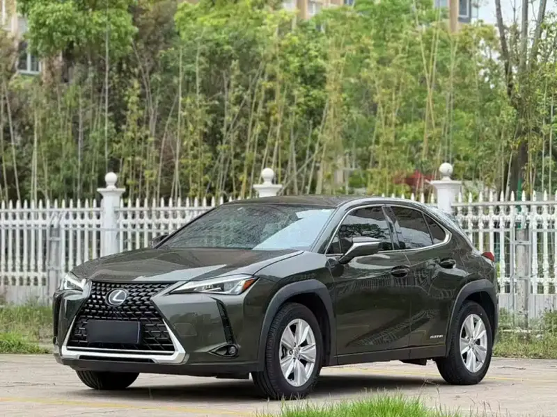 Lexus UX, 2020