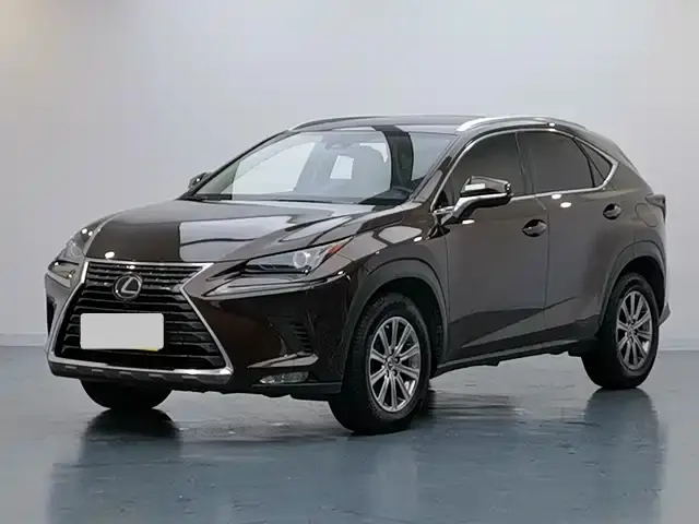 Lexus NX, 2019