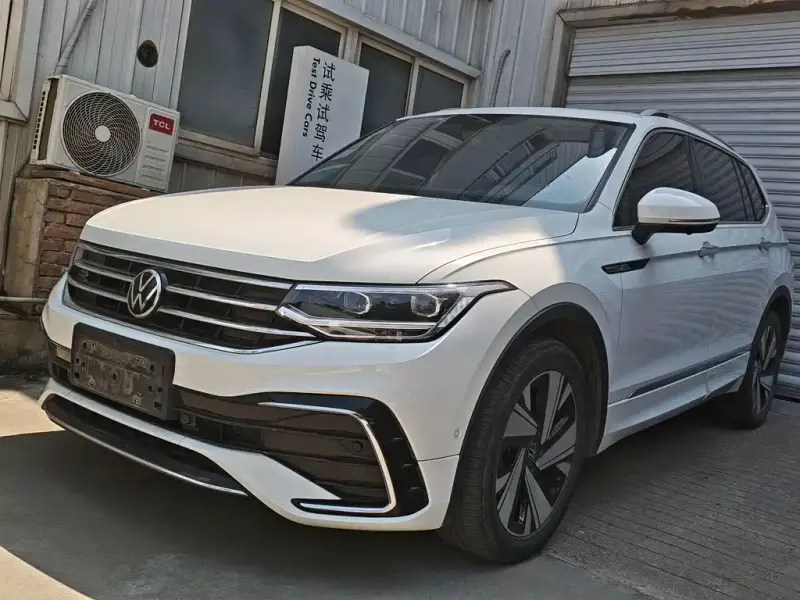 Volkswagen Tiguan L, 2023