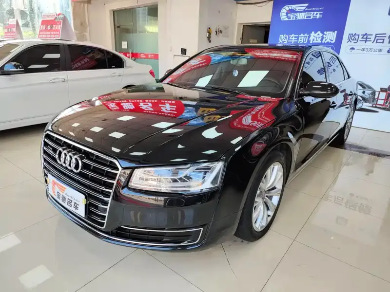 Audi A8, 2015