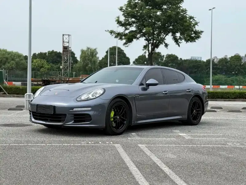 Porsche Panamera, 2014