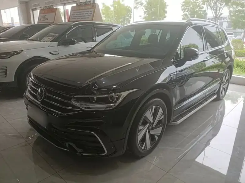 Volkswagen Tiguan L, 2023