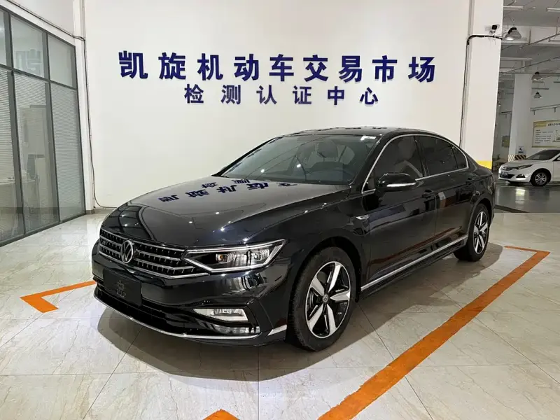 Volkswagen Magotan, 2025