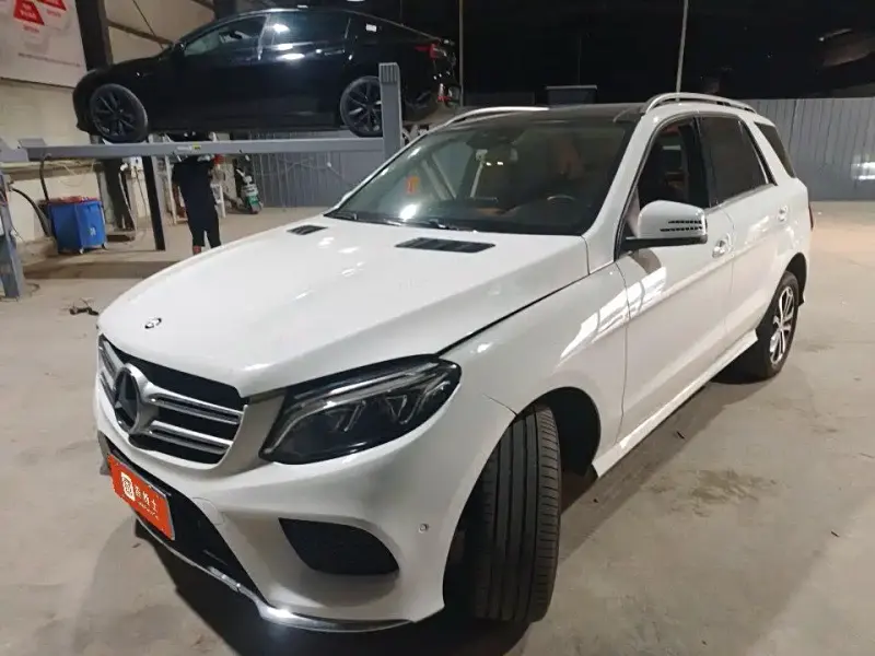 Mercedes-Benz GLE( ), 2017