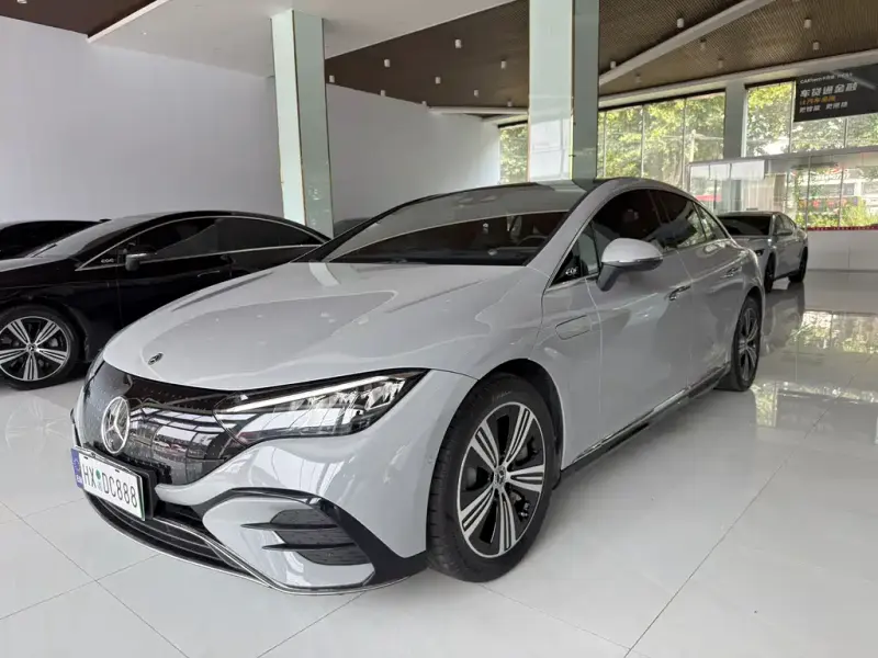 Mercedes-Benz EQE, 2024