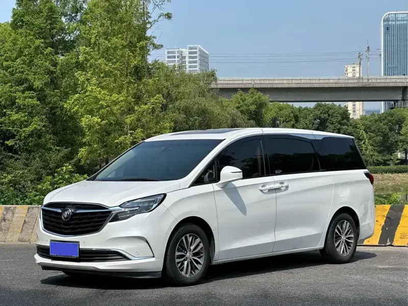 Buick GL8, 2022