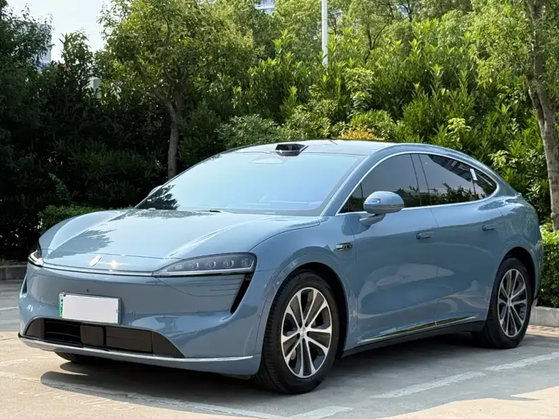 Luxeed Zhijie R7, 2024