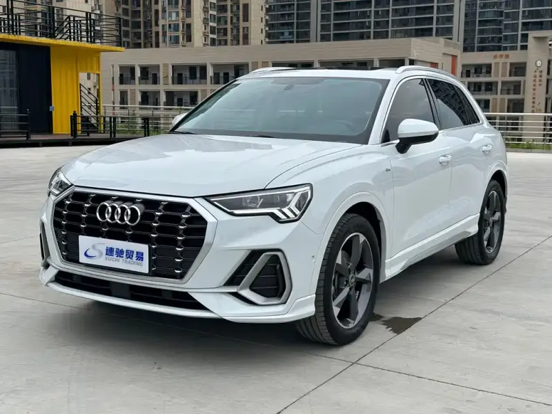 Audi Q3, 2022