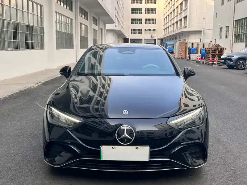 Mercedes-Benz EQE, 2023