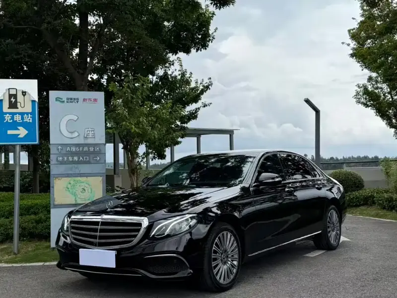Mercedes-Benz E-Class, 2020