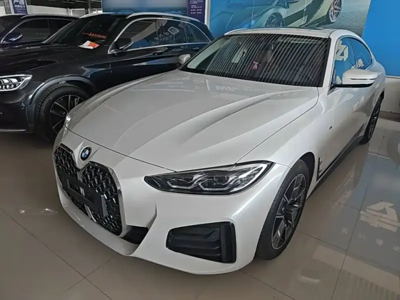 BMW 4 Series, 2022