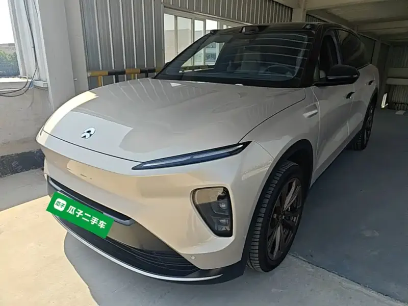 NIO ES8, 2024