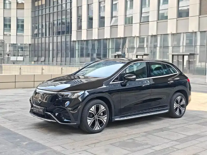 Mercedes-Benz EQE SUV, 2025