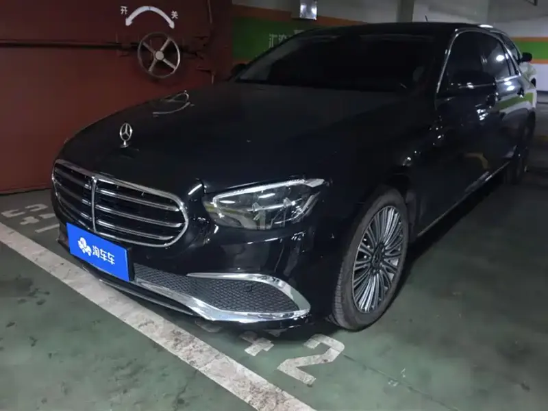 Mercedes-Benz E-Class, 2022