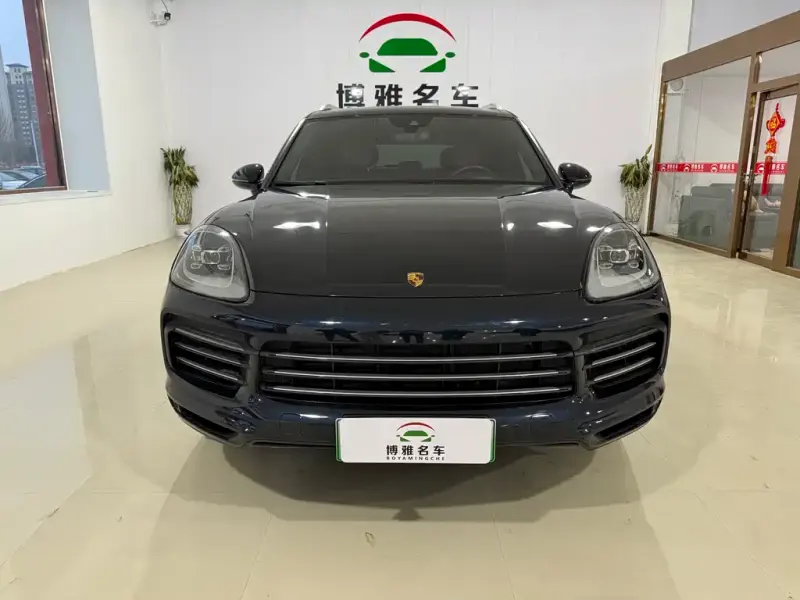 Porsche Cayenne Hybrid, 2023