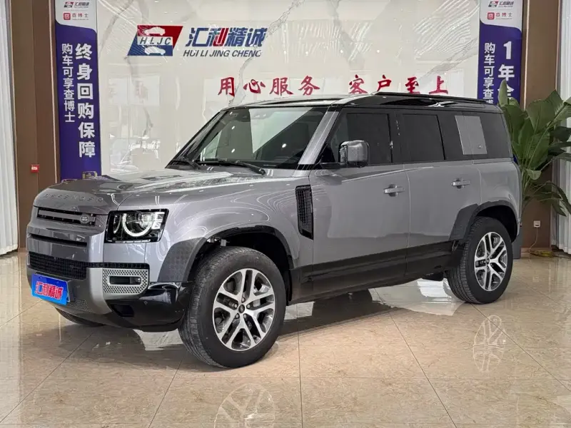 Land Rover Defender, 2022