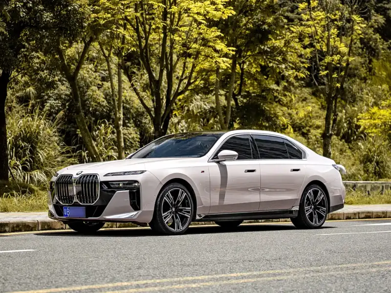 BMW 7 Series, 2025