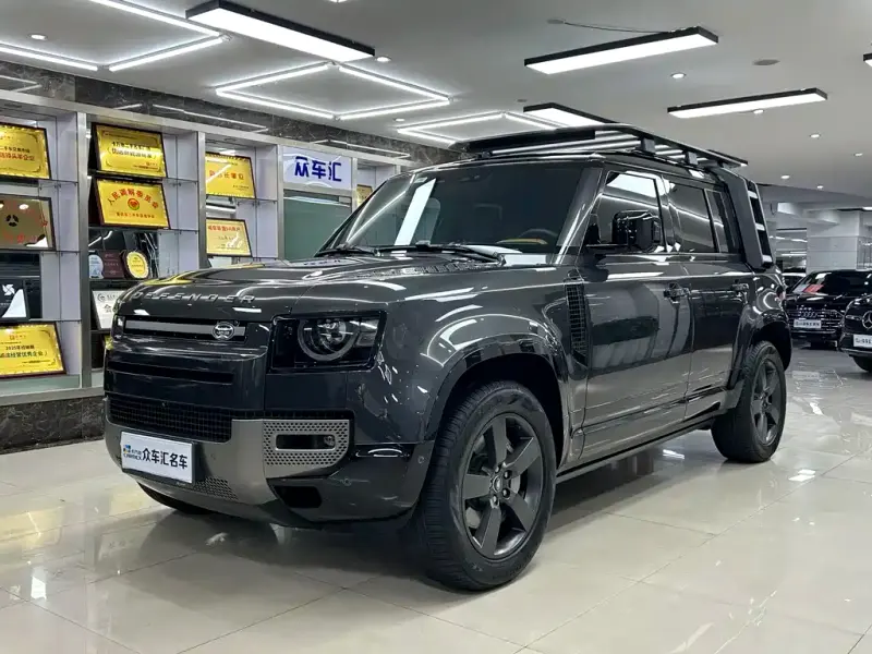Land Rover Defender, 2024