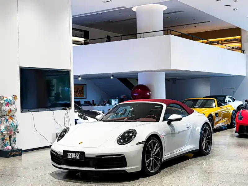 Porsche 911, 2023