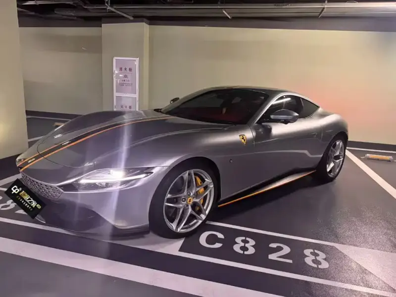 Ferrari Roma, 2021