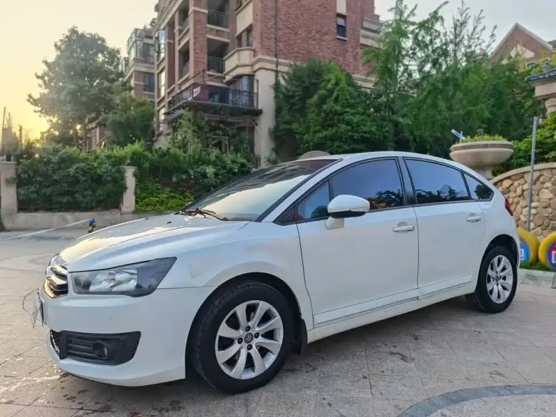 Citroen C-Quatre, 2015
