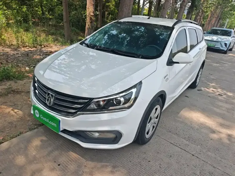 Baojun 310W, 2019