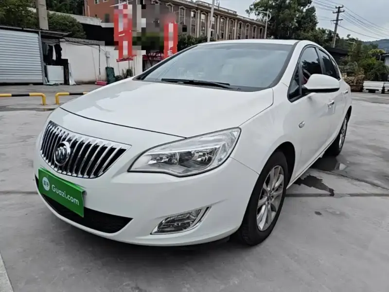 Buick Excelle, 2015