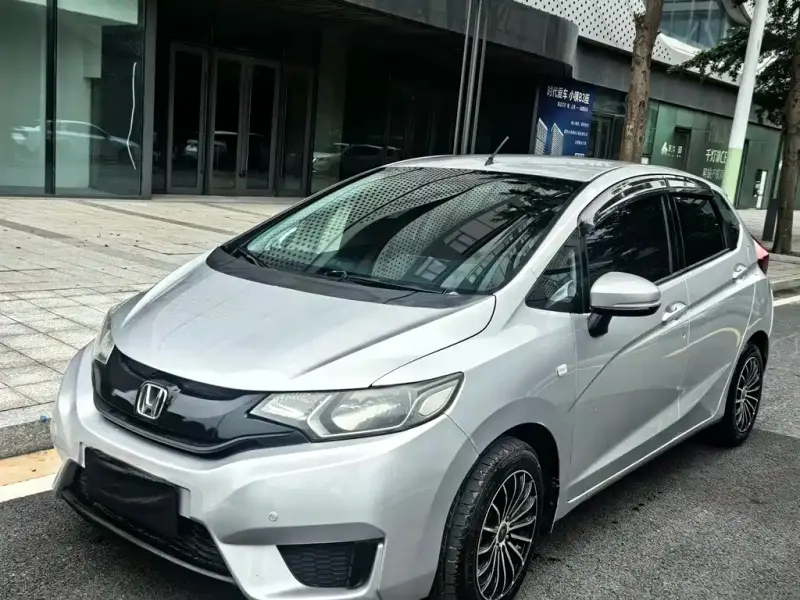 Honda Fit, 2015