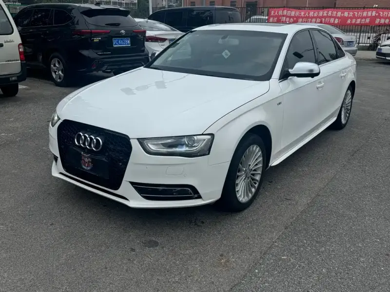 Audi A4L, 2015
