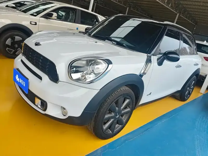 MINI Countryman, 2012