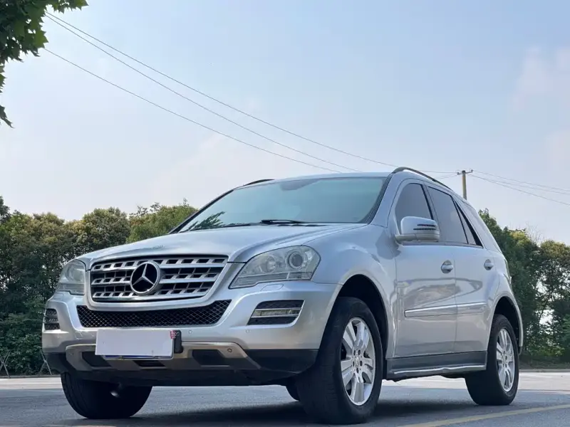 Mercedes-Benz M-Class, 2011