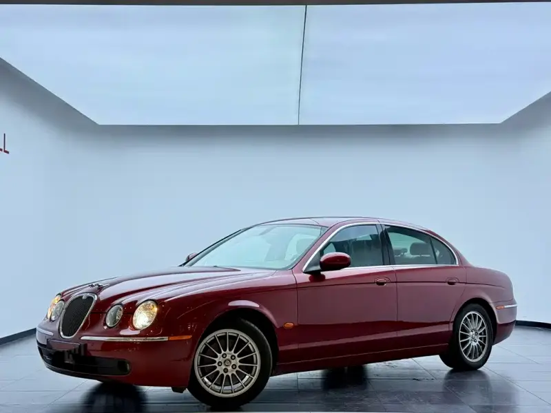 Jaguar S-TYPE, 2006