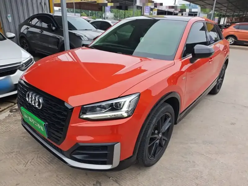 Audi Q2L, 2019
