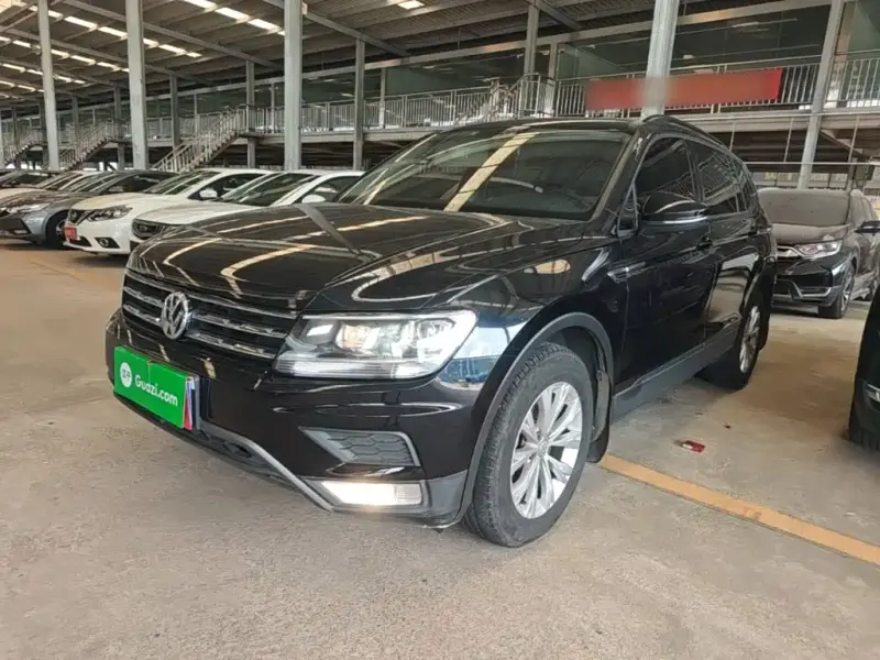 Volkswagen Tiguan L, 2018