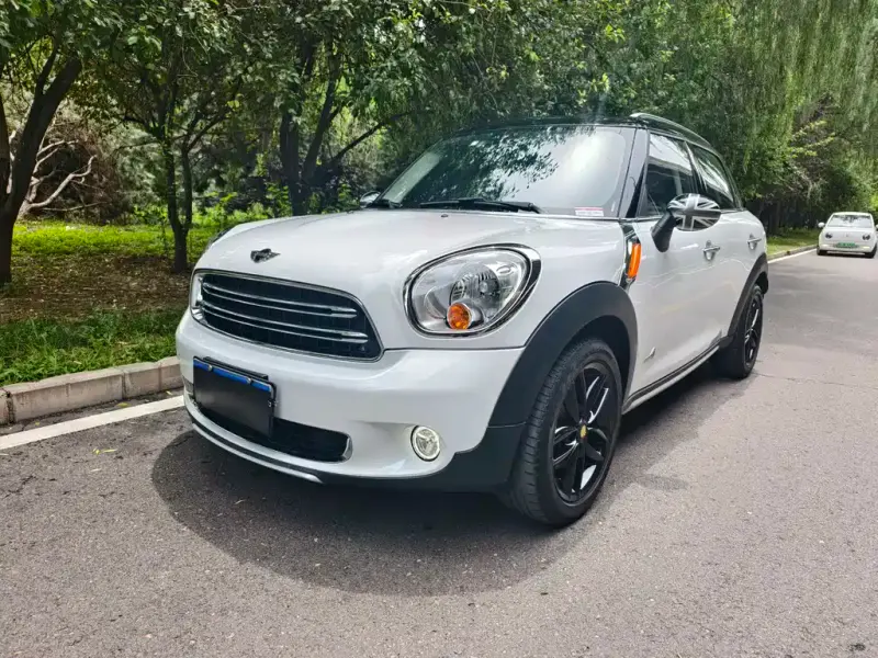 MINI Countryman, 2015