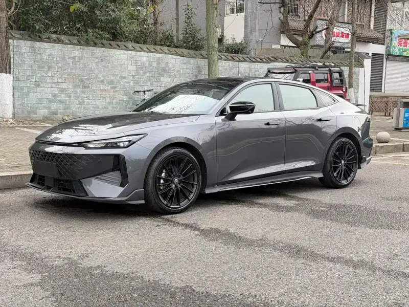 Changan UNI-V, 2024