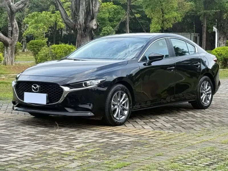 Mazda 3 Axela, 2024