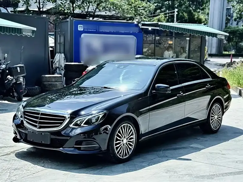 Mercedes-Benz E-Class, 2015