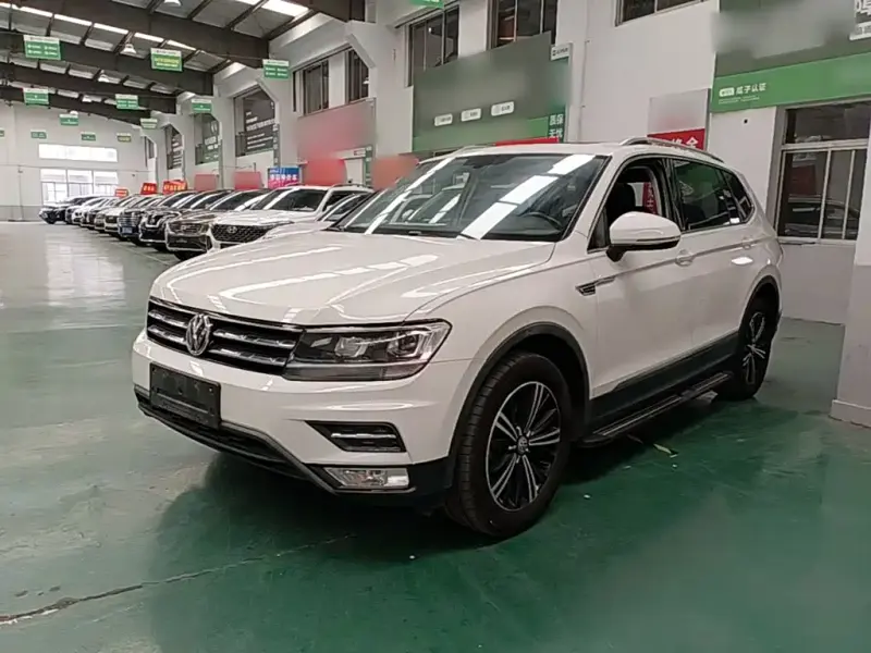 Volkswagen Tiguan L, 2020