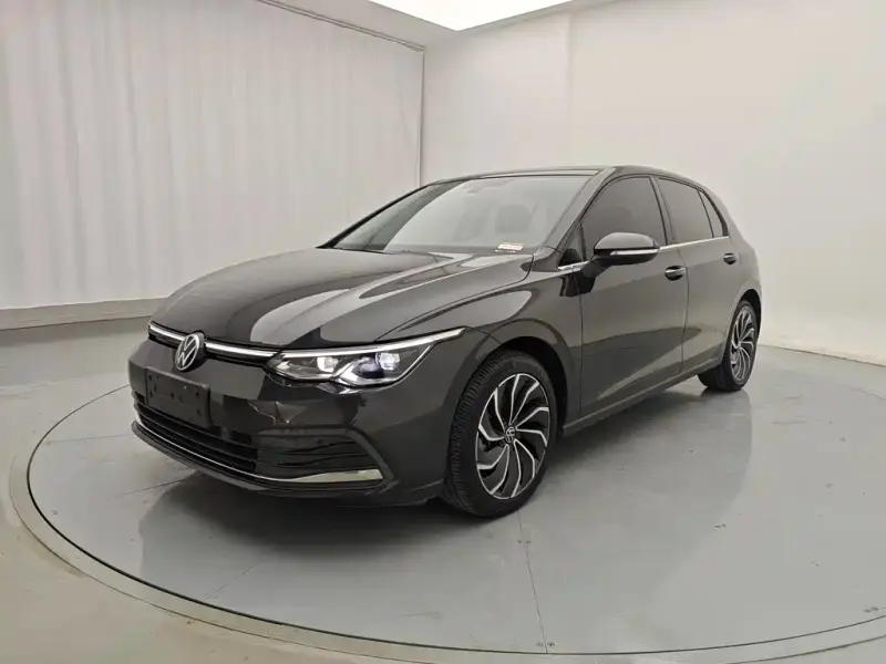 Volkswagen Golf, 2021