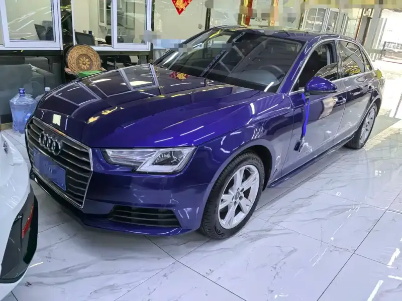 Audi A4L, 2017