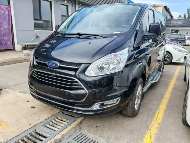 Ford Tourneo, 2020