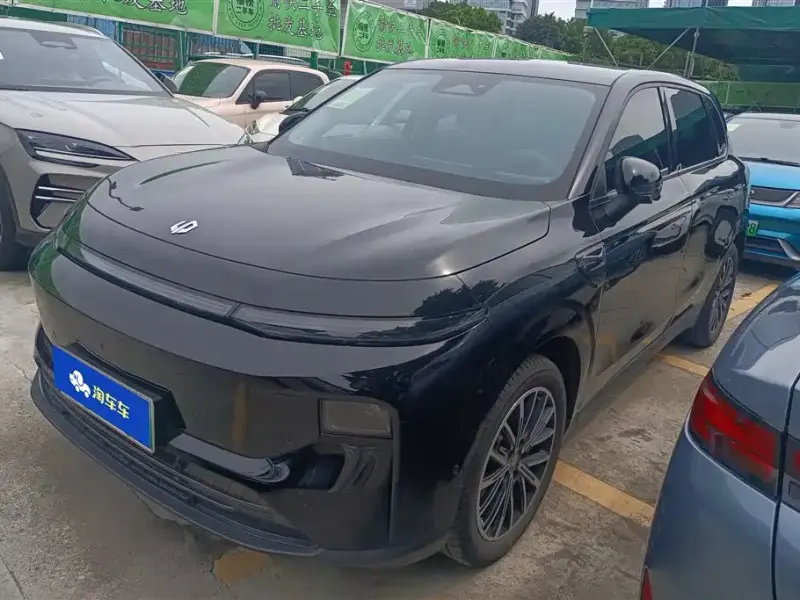 Leapmotor B10, 2025