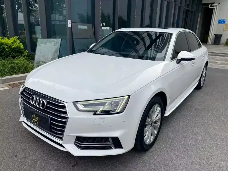 Audi A4L, 2019