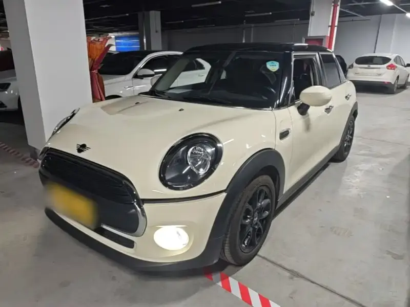 MINI Mini, 2021