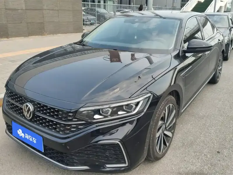 Volkswagen Passat, 2021